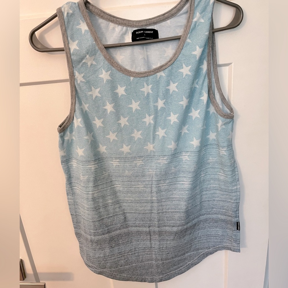 Ocean Current Blue Sleeveless Tank Top with Star Design